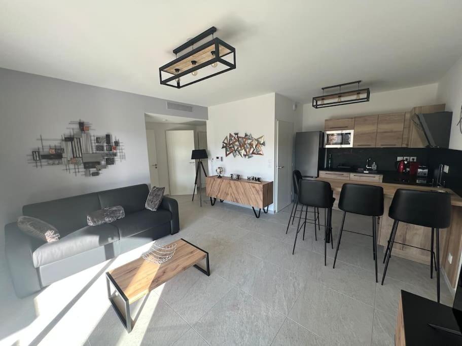 Superbe Appartement Neuf Aucalme Saint-Mandrier-sur-Mer Dış mekan fotoğraf